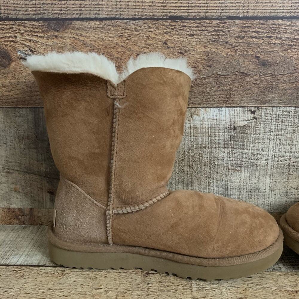 UGG Classic Bailey Button II Booties Chestnut Tan… - image 9